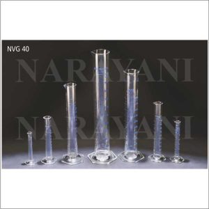 MEASURING CYLINDERS WITH SPOUT