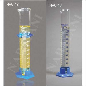MEASURING CYLINDERS WITH SPOUT, WITH DETACHABLE BASE